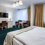 Hotel Konin מלון