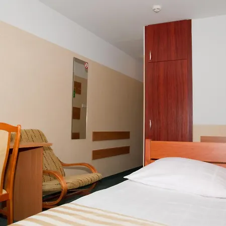 Hotel Konin 3* קונין