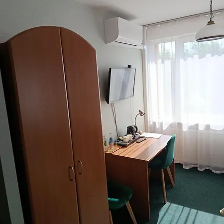 Hotel Konin Hotell 3*