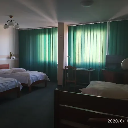 Hotel Konin 3*