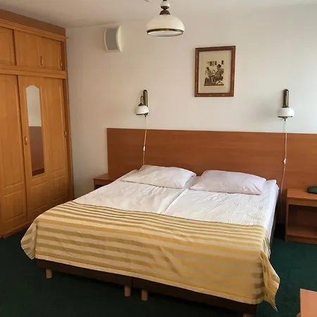 Hotel Konin Конін