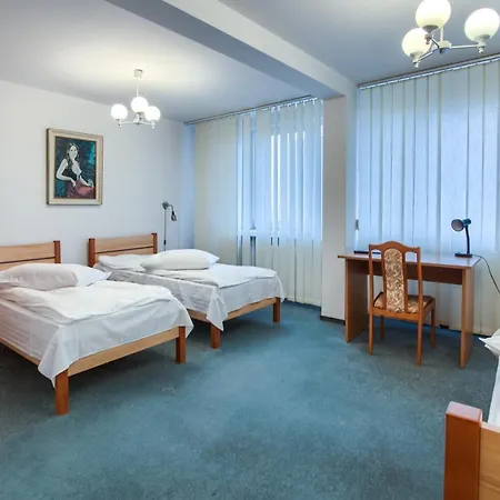 Hotel Konin فندق كونين
